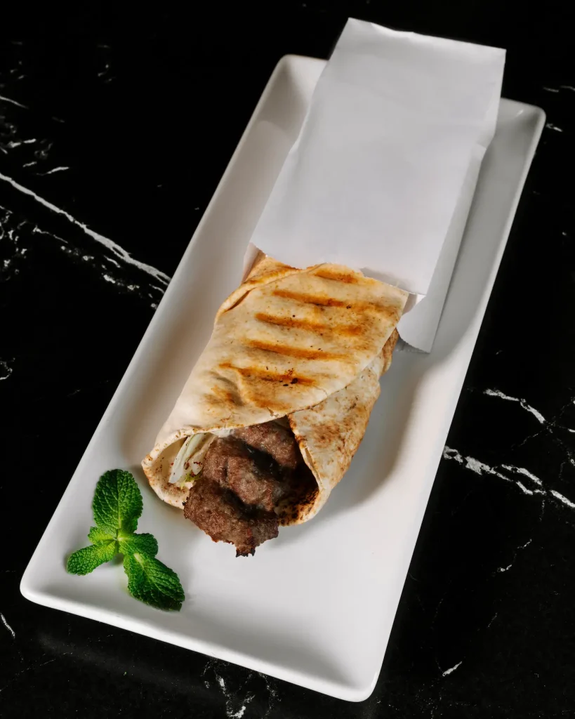 Assortiment de kebabs persans de Maman Sady